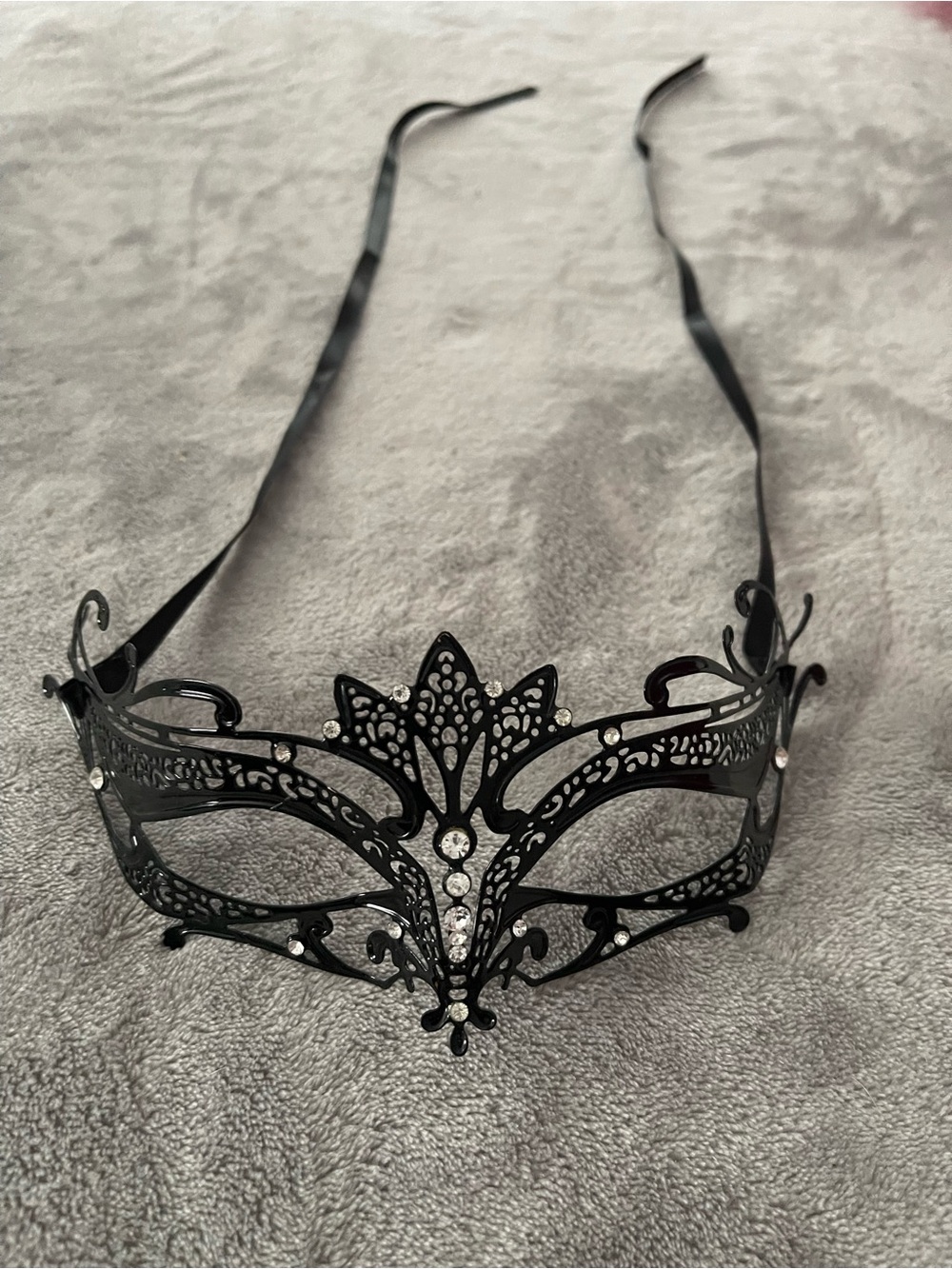 Halloween Dreamgirl Black Filigree Masquerade Mask with Rhinestones